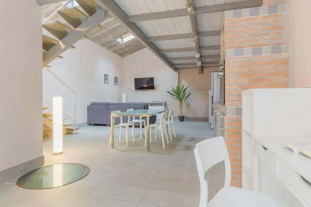 Appartement San Bartolomeo Loft Guest House Piacenza Italië